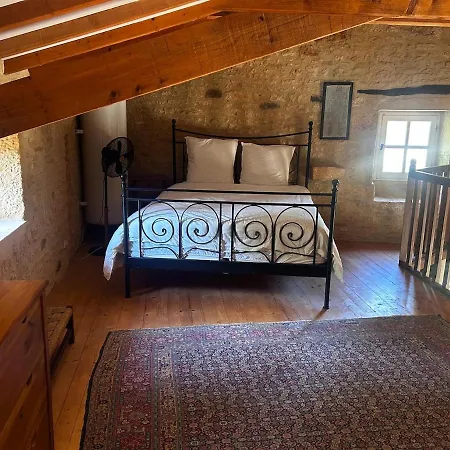 Сasa de vacaciones Quiet Country Getaway, Creative Haven Fumel