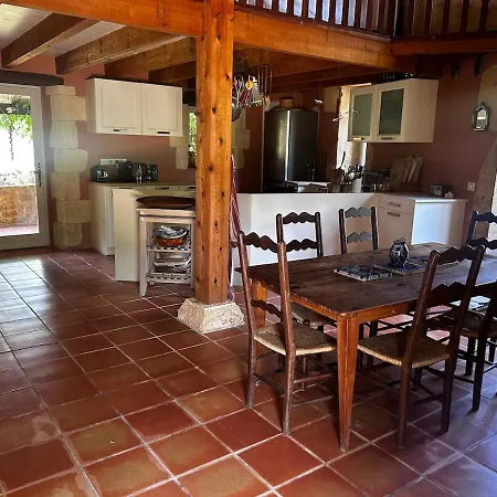 Quiet Country Getaway, Creative Haven Сasa de vacaciones *